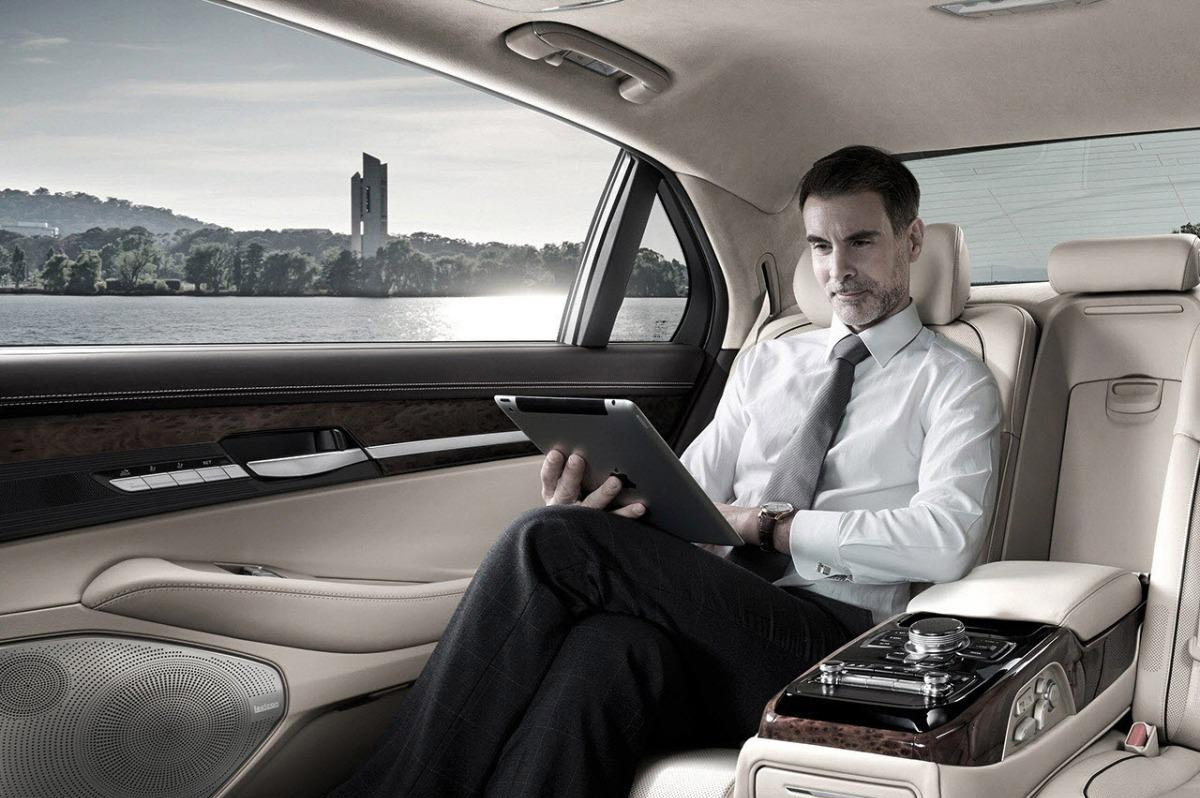 Discover the Best Luxury Limo Experiences in Indianapolis