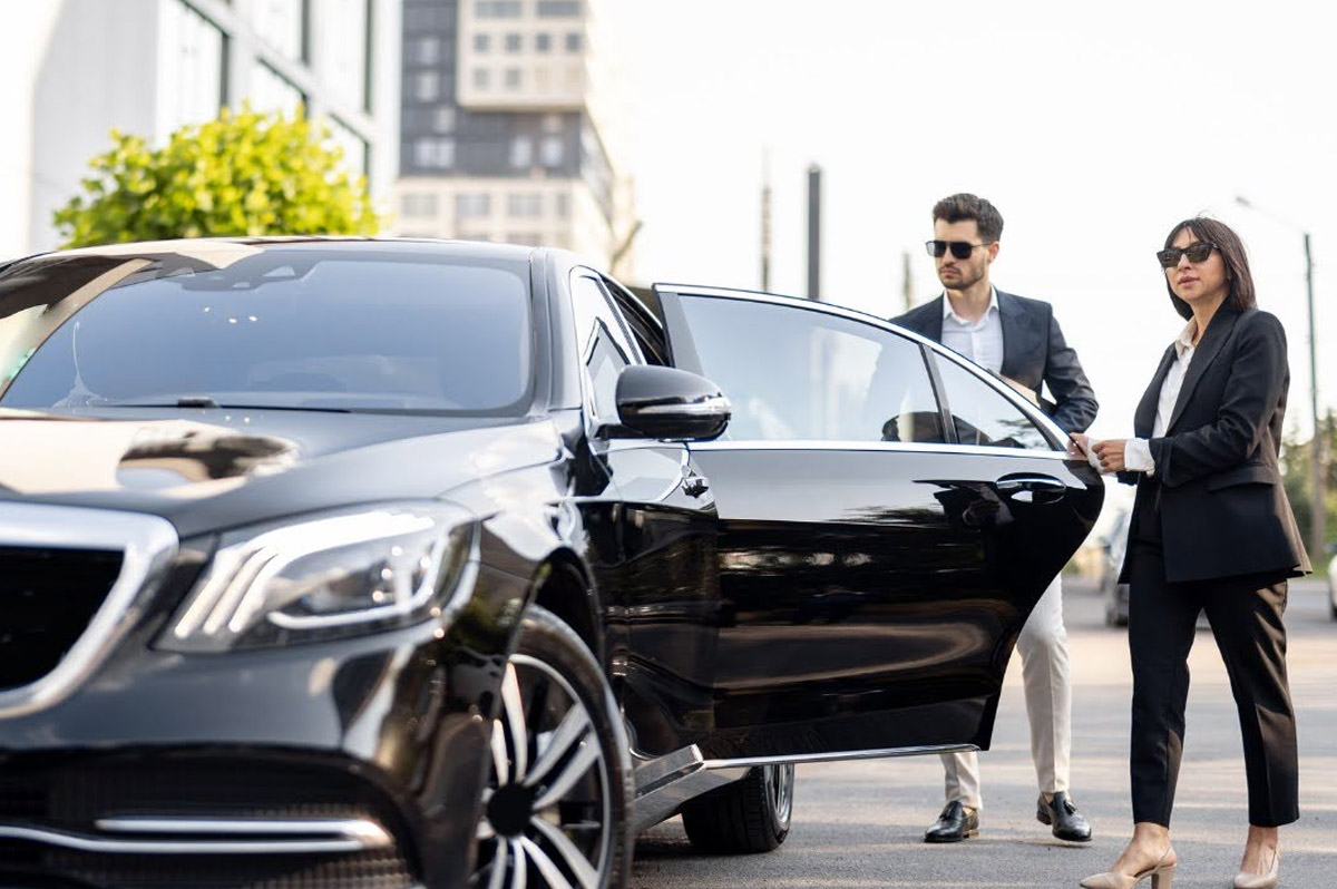 Explore Fishers Like a VIP with Private Limo Rides