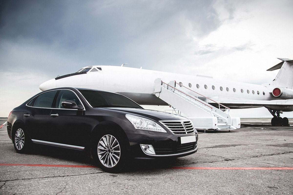 Luxury Limo Service from Indianapolis to Chicago, Illinois & Ohio: Ride in Style with Indy Elite Limo