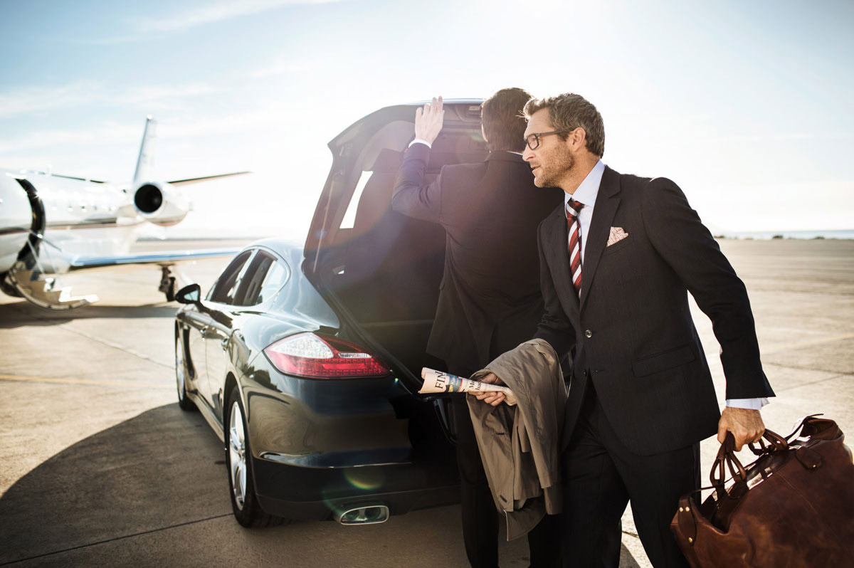 Best Indianapolis Airport Limo & Executive Car Service for Nightlife, Hotels & Corporate Travel Best Indianapolis Airport Limo & Executive Car Service for Nightlife, Hotels & Corporate Travel
