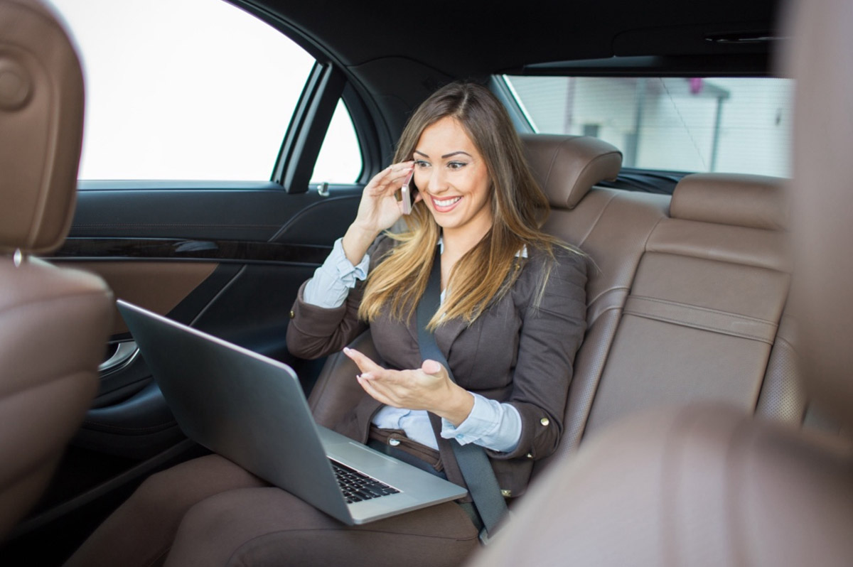 Common Airport Transfer Mistakes and How to Avoid Them in Indiana