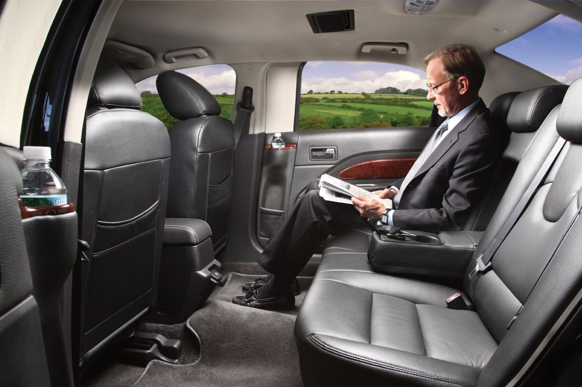 Getting Around Kokomo: When to Choose a Limo Service vs. a Car Service