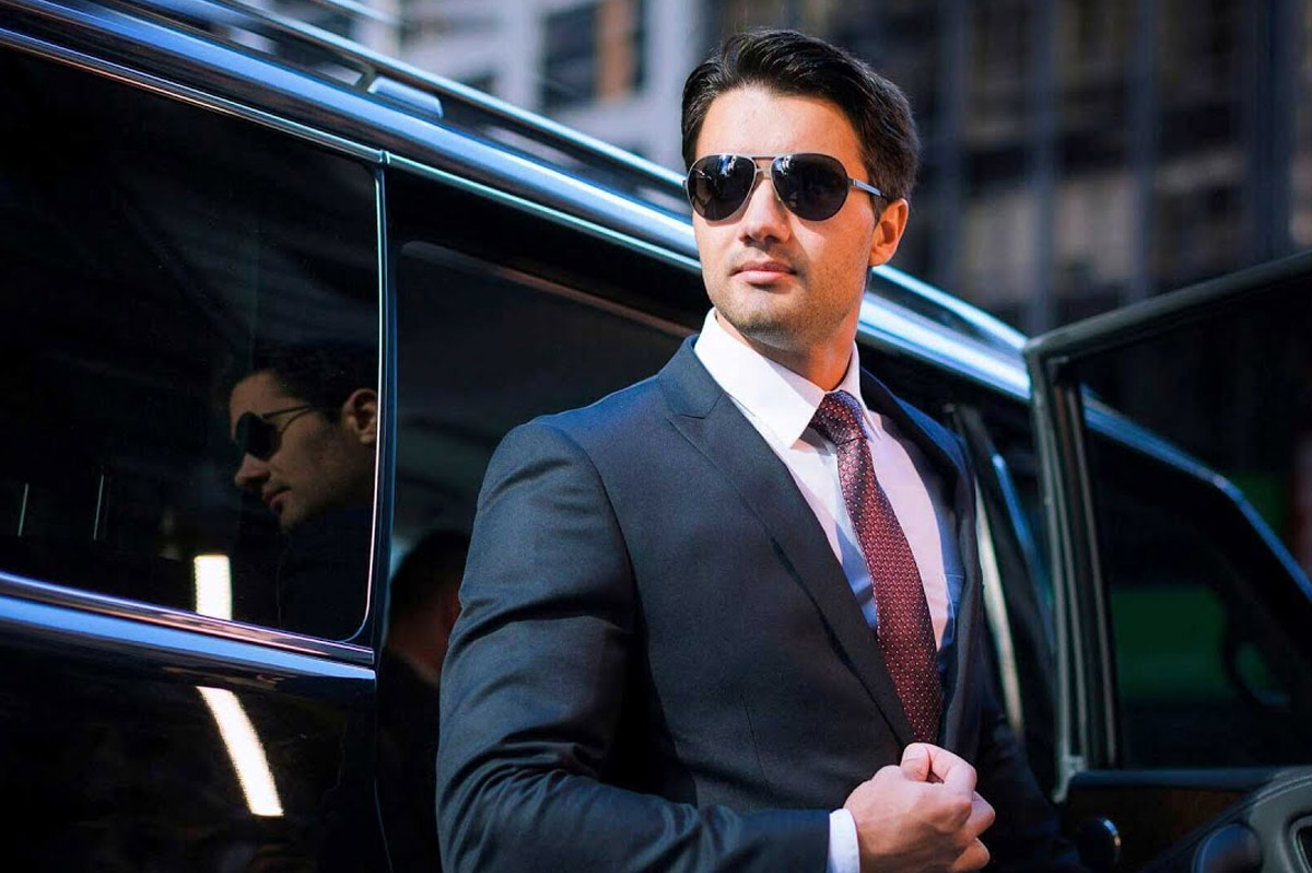 Nightlife Transportation Guide: Luxury Limo Service for Clubs & Lounges