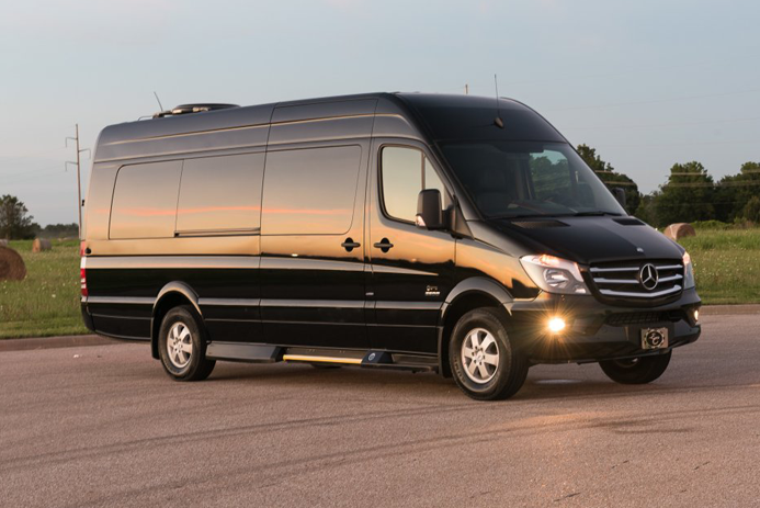 MERCEDES EXECUTIVE – SPRINTER LIMOUSINE